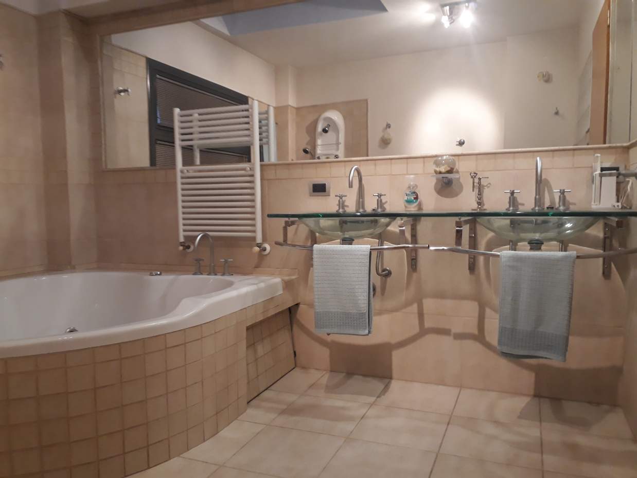 GRANJA DE FUNES - Venta Casa 3 dorm.