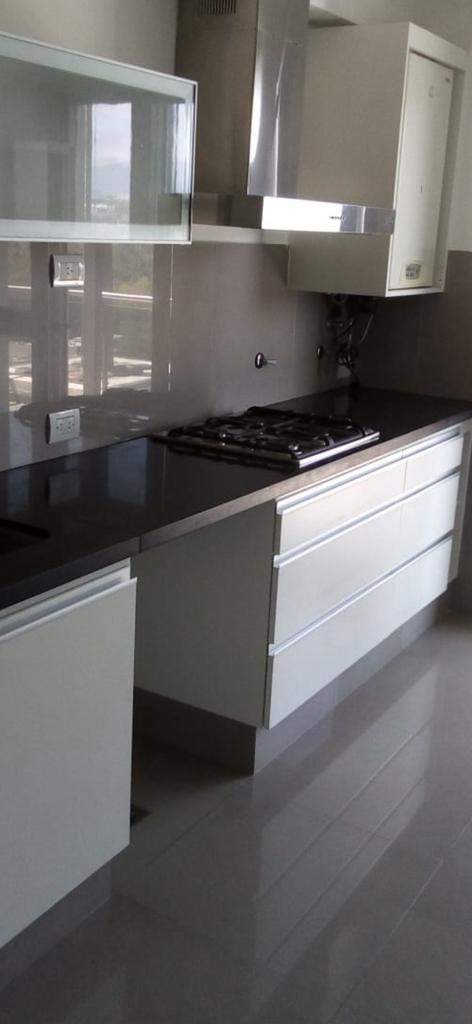 DEPARTAMENTO  EN  VENTA- CASONAS DEL GOLF- VILLA ALLENDE -CÓRDOBA