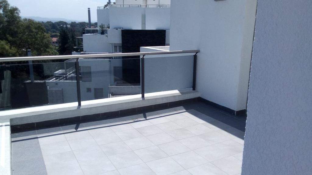 DEPARTAMENTO  EN  VENTA- CASONAS DEL GOLF- VILLA ALLENDE -CÓRDOBA