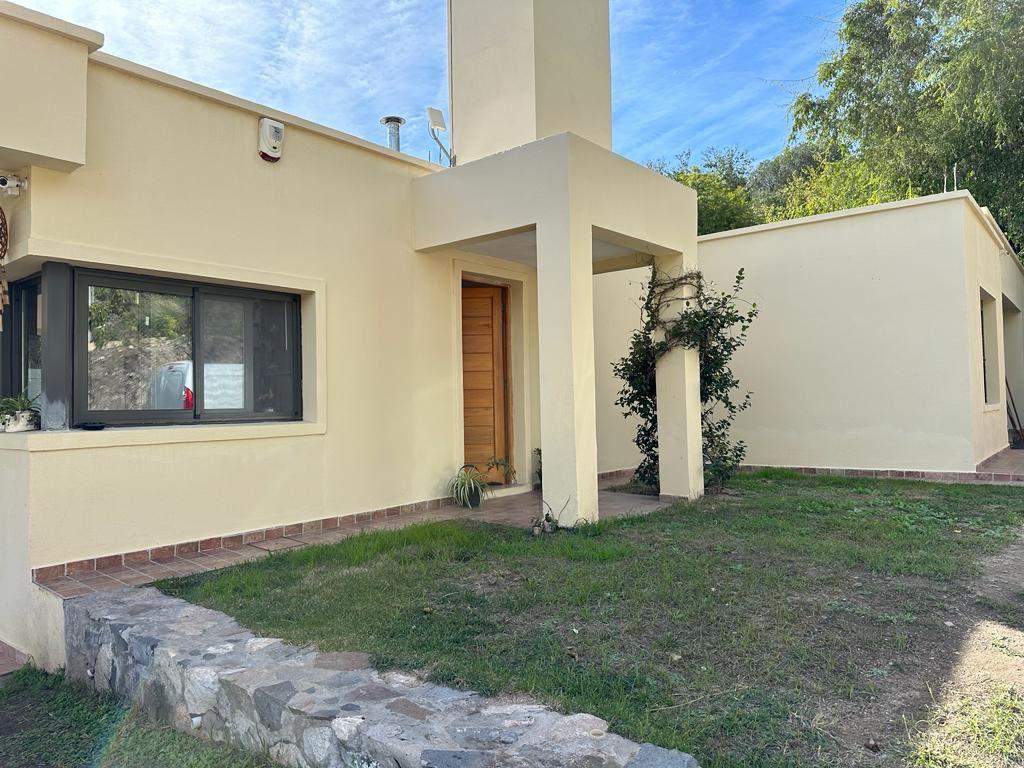 Casa en Venta- Unquillo - Centro