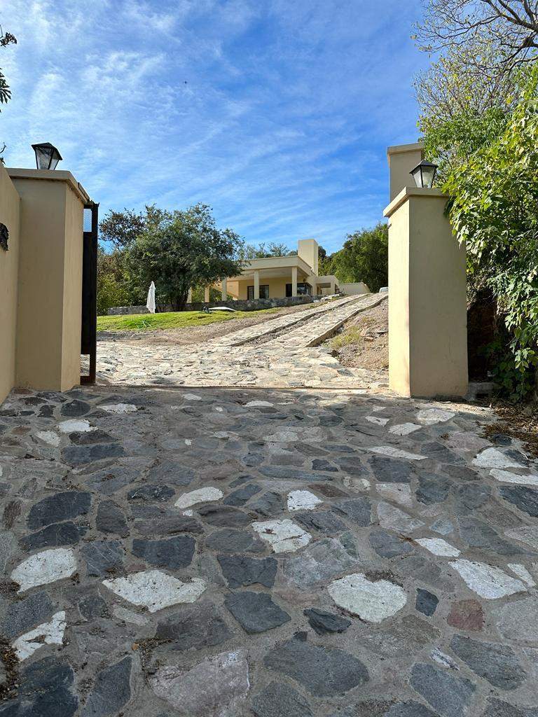 Casa en Venta- Unquillo - Centro