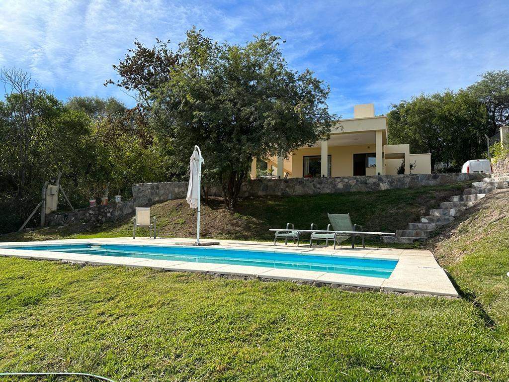 Casa en Venta- Unquillo - Centro