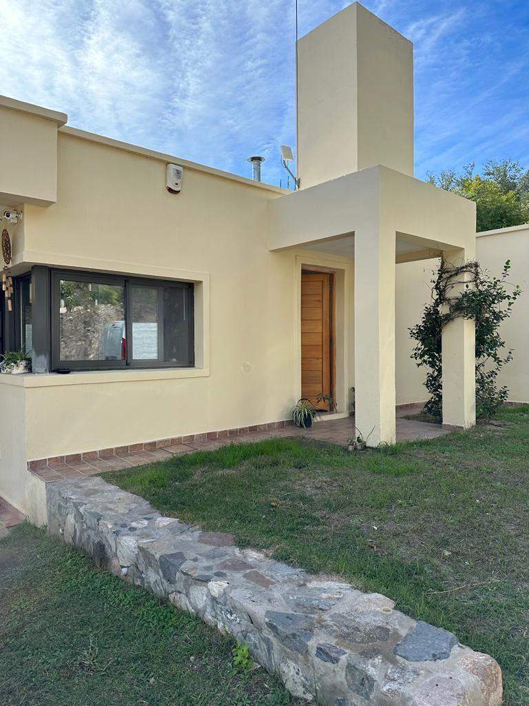 Casa en Venta- Unquillo - Centro