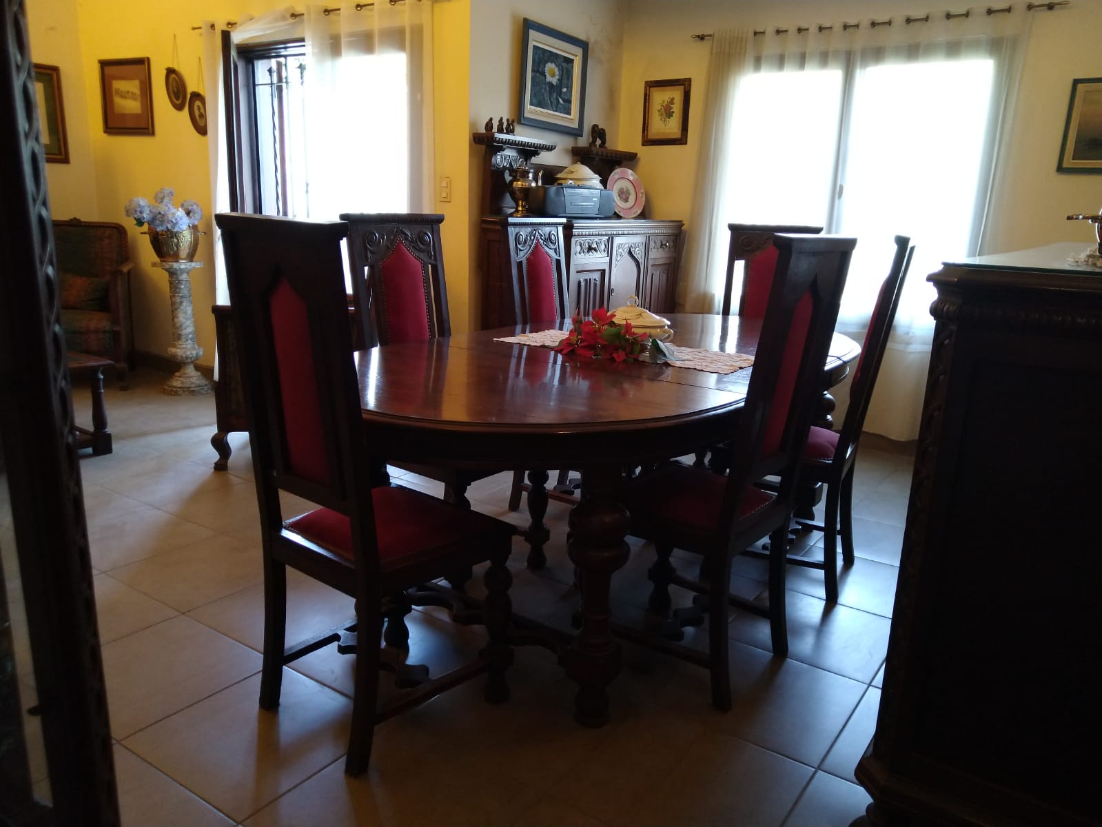 Vendo casa en barrio Alto Verde...