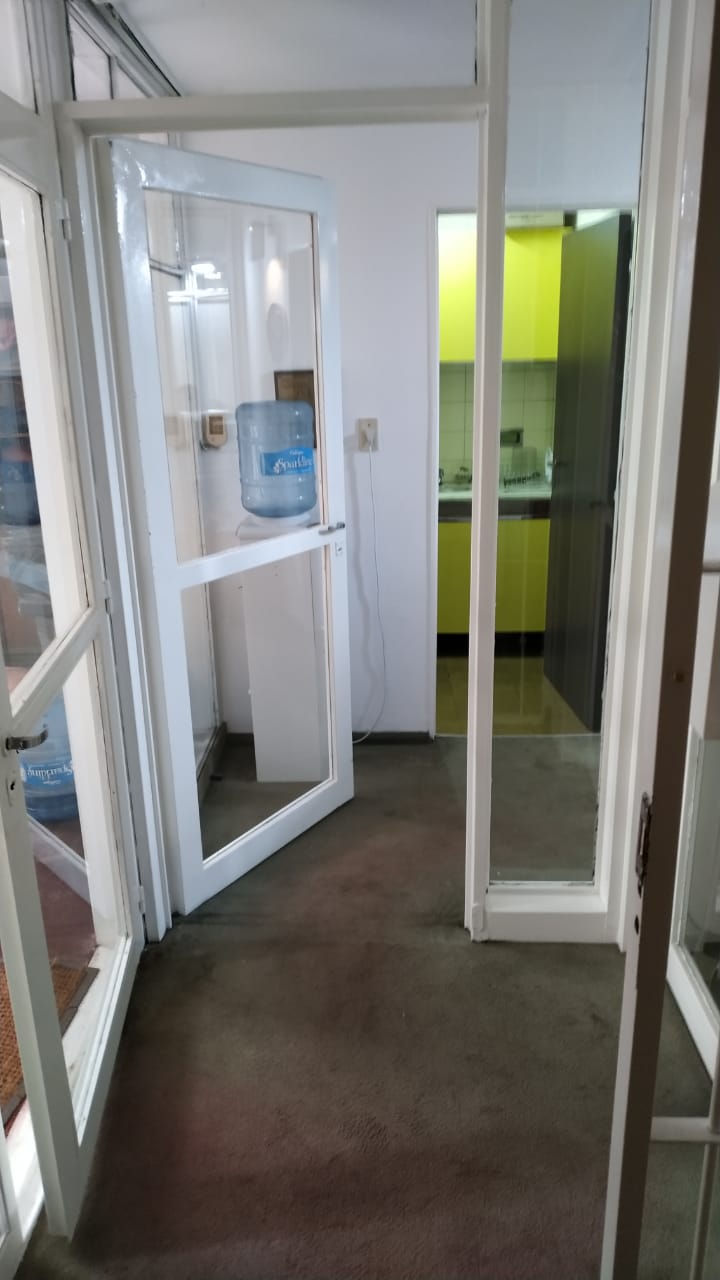Vendo Oficina...