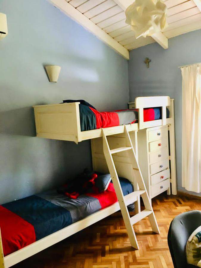 CASA EN VENTA -VILLA ALLENDE - BARRIO CERRADO LA PALOMA