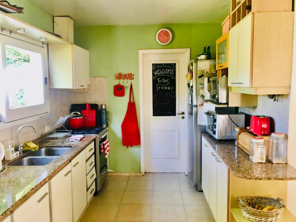 CASA EN VENTA -VILLA ALLENDE - BARRIO CERRADO LA PALOMA