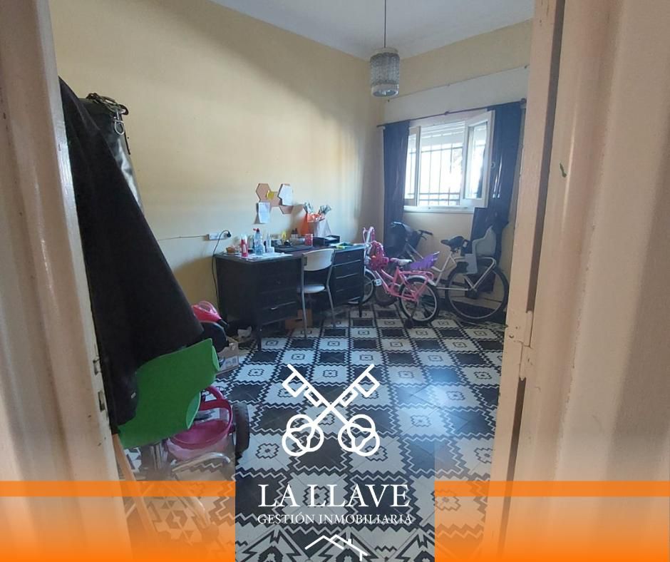 CASA EN VENTA RIO TERCERO BARRIO ESCUELA