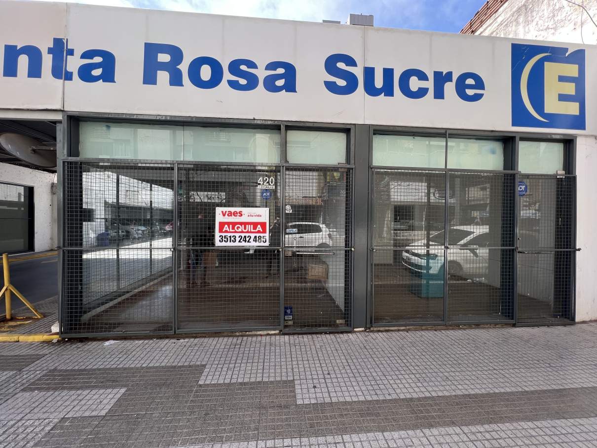 SANTA ROSA CASI ESQ SUCRE - LOCAL APROX 50 MTS