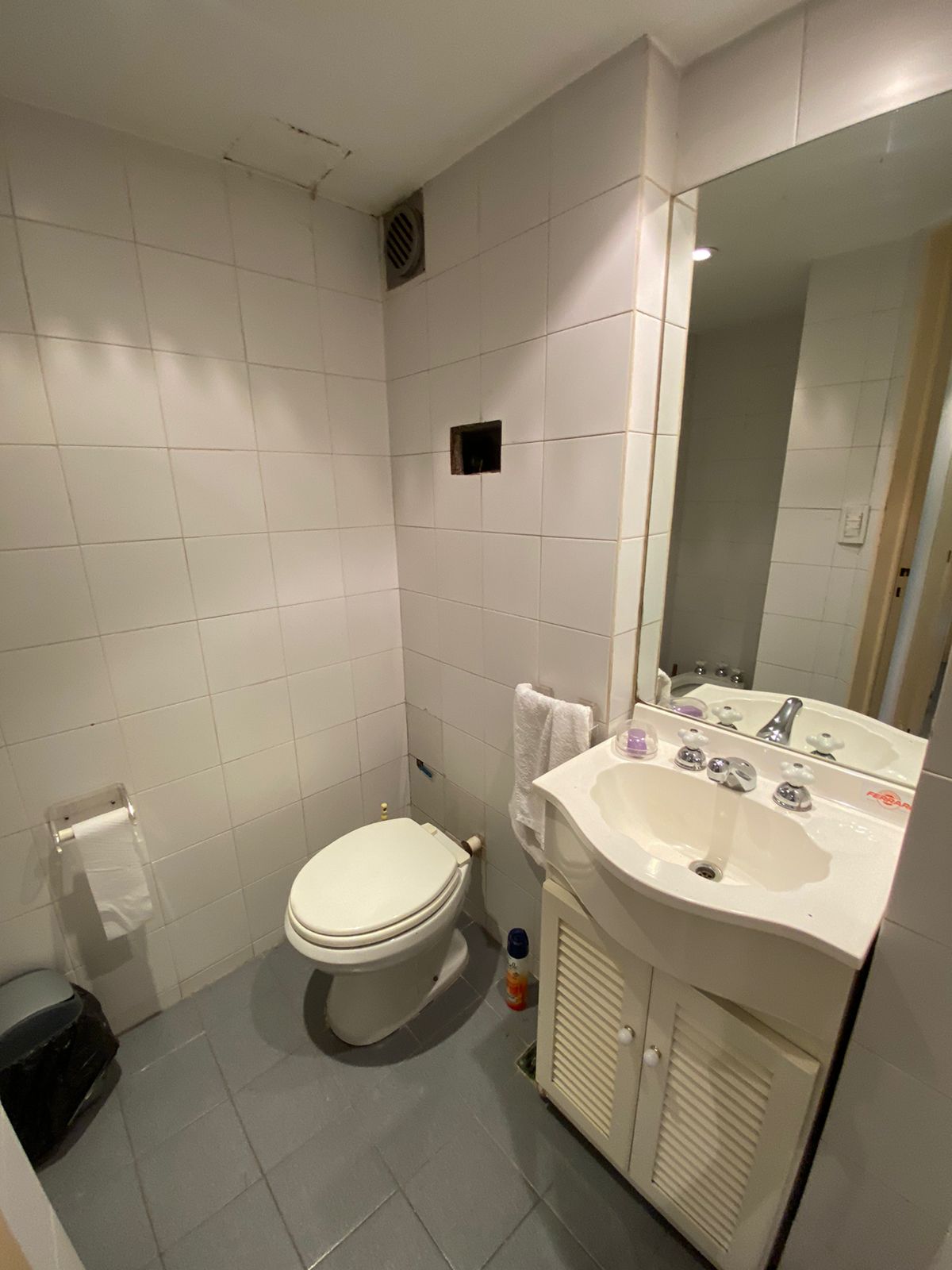 En esta oportunidad, GARCIA SAGUES INMOBILIARIA te ofrece TRES OFICINAS COMBINADAS en venta: