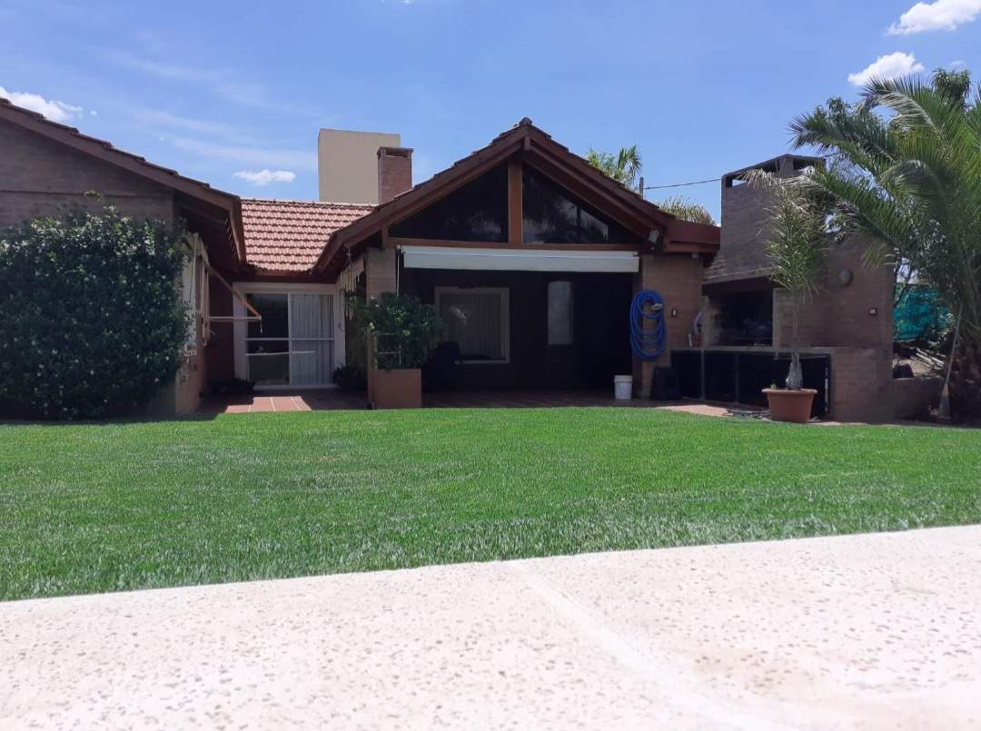 CASA EN VENTA Bo CERRADO SAN ALFONSO II VILLA ALLENDE