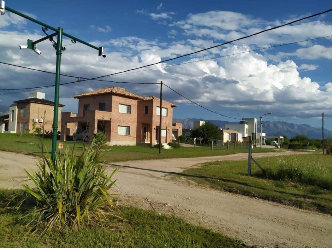 LOTES EN VENTA EN VALLE DE TRASLASIERRA, DPTO SAN ALBERTO SOBRE RUTA 14