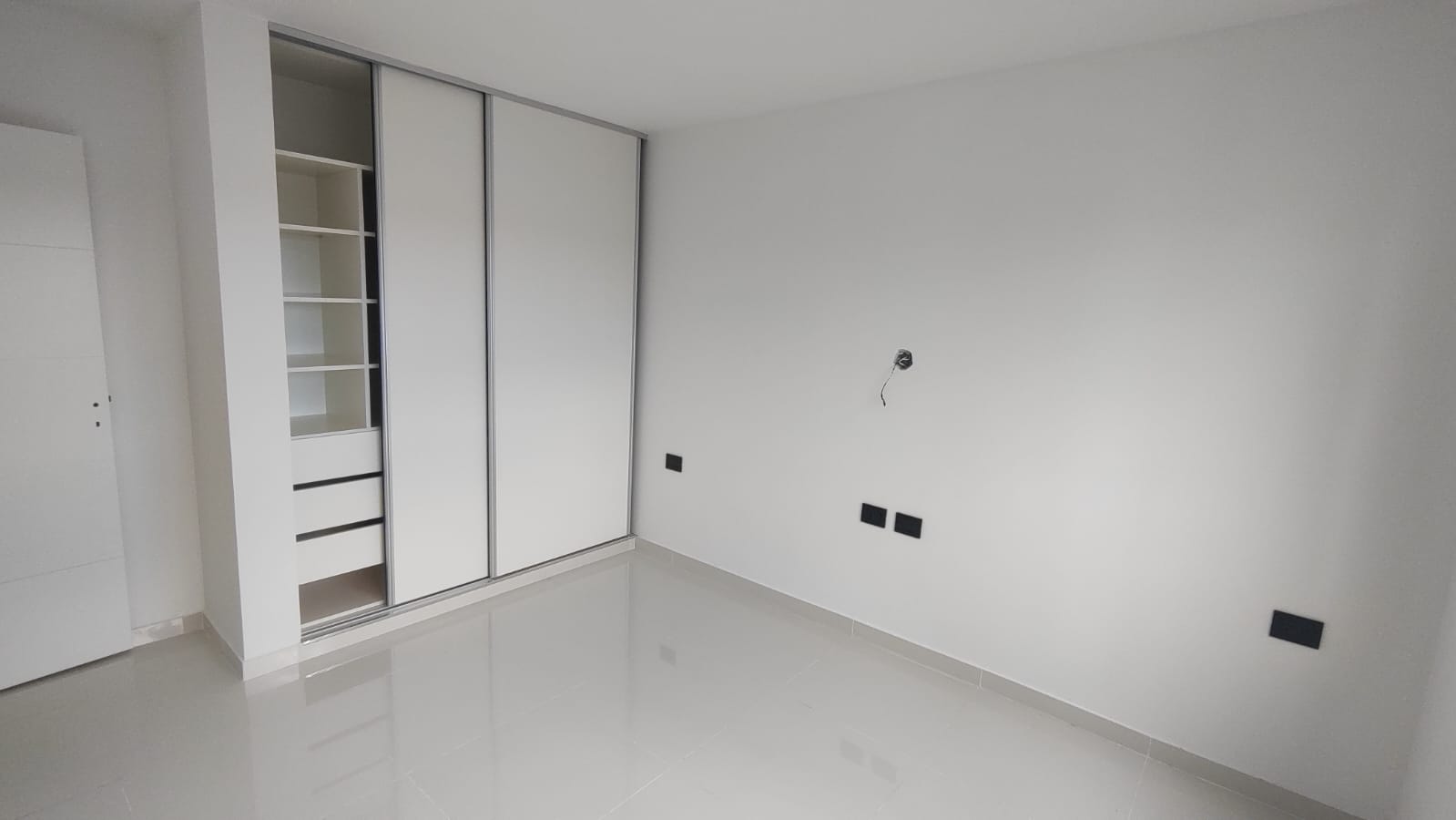 Riberas de Manantiales - Venta Duplex 3 dorm.