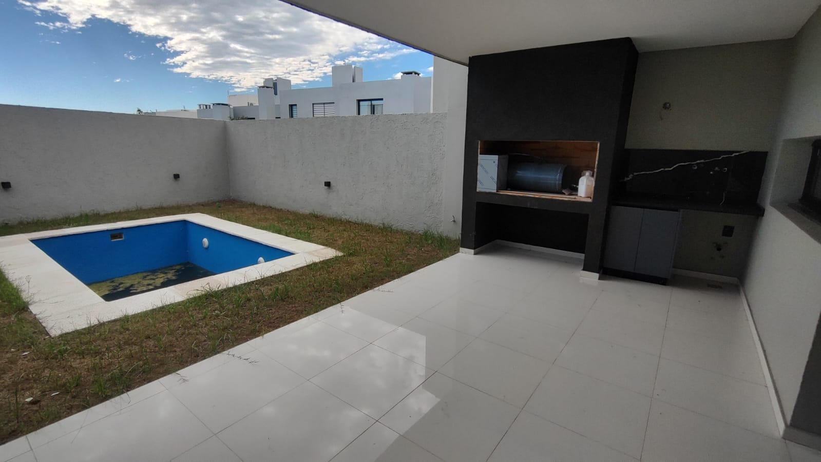 Riberas de Manantiales - Venta Duplex 3 dorm.