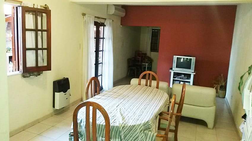 PARQUE VELEZ SARSFIELD - CASA VENTA 3 dorms.