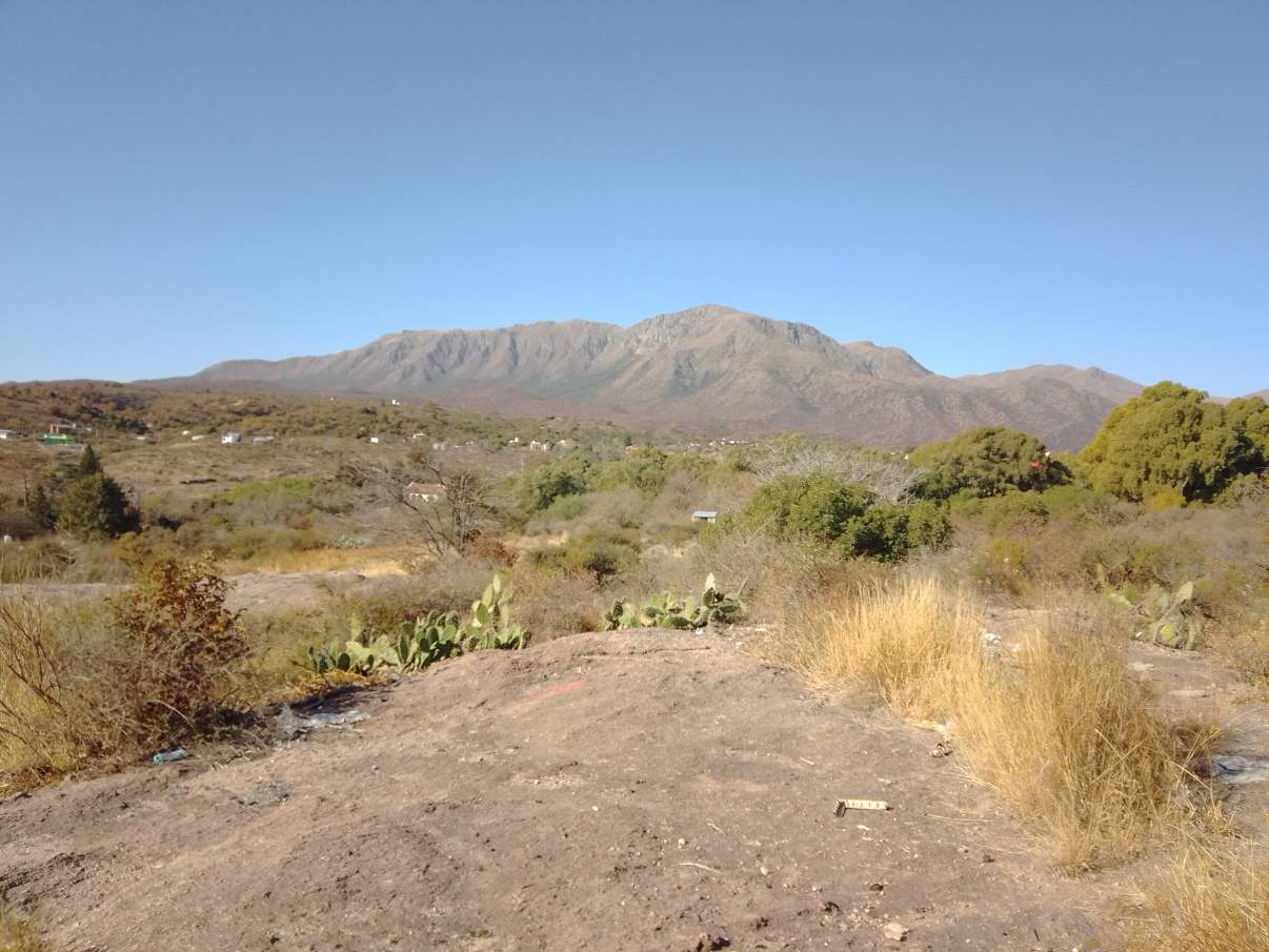 Oportunidad. Gran lote con increibles vistas. Excelente ubicación