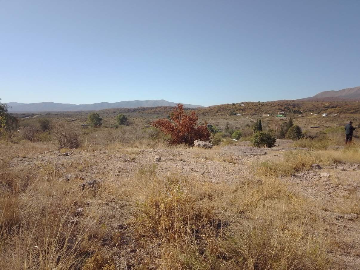 Oportunidad. Gran lote con increibles vistas. Excelente ubicación