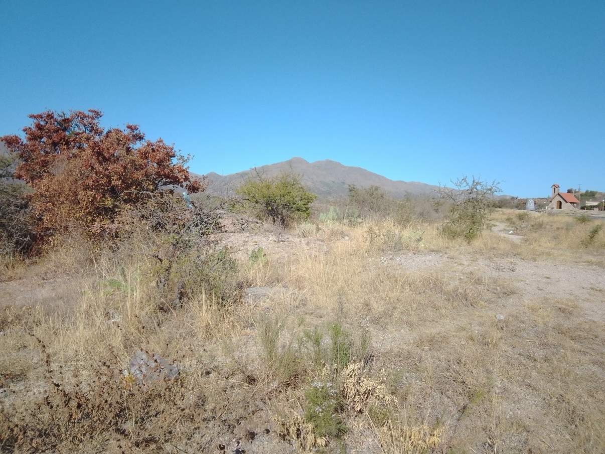 Oportunidad. Gran lote con increibles vistas. Excelente ubicación