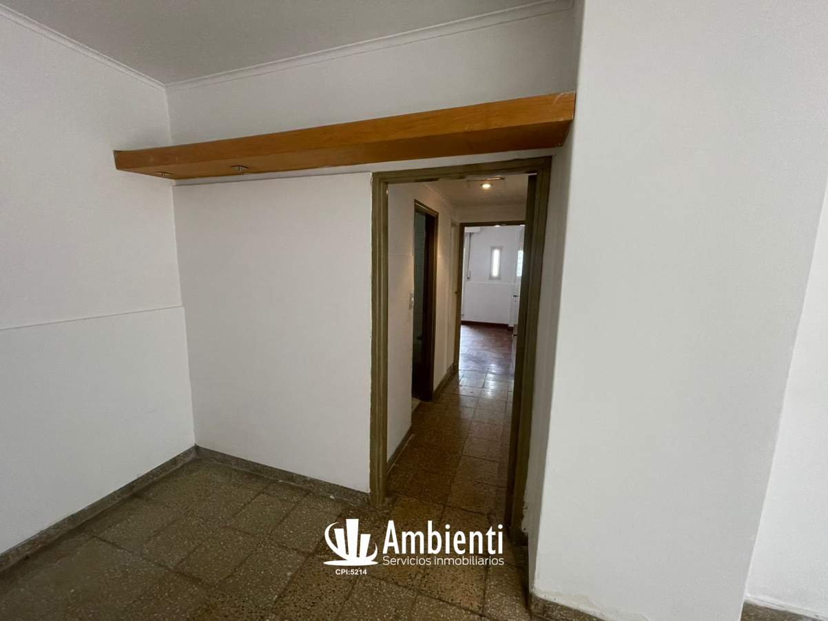 Oportunidad! DEPARTAMENTO CÉNTRICO 2 DORM. (Muy Silencioso)