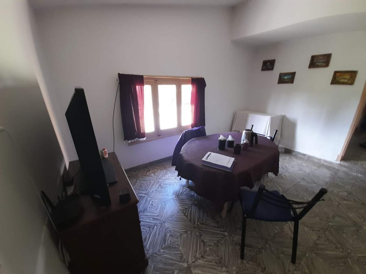 SE VENDE O PERMUTA CASA QUINTA BARRIO LAS QUINTAS, RIO CUARTO 3 DORMITORIOS Y GALPON