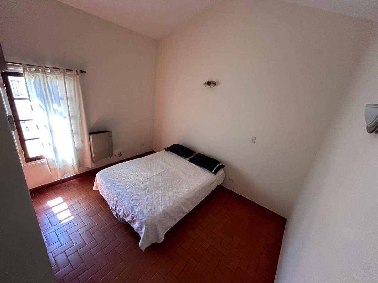 SE VENDE IMPORTANTE CASA VILLA SUIZA CARLOS PAZ
