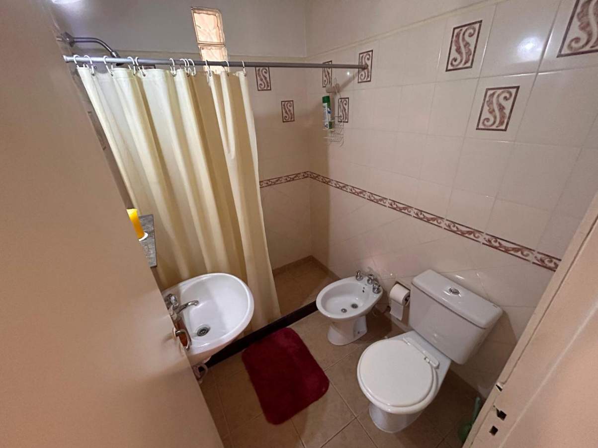 SE VENDE IMPORTANTE CASA VILLA SUIZA CARLOS PAZ