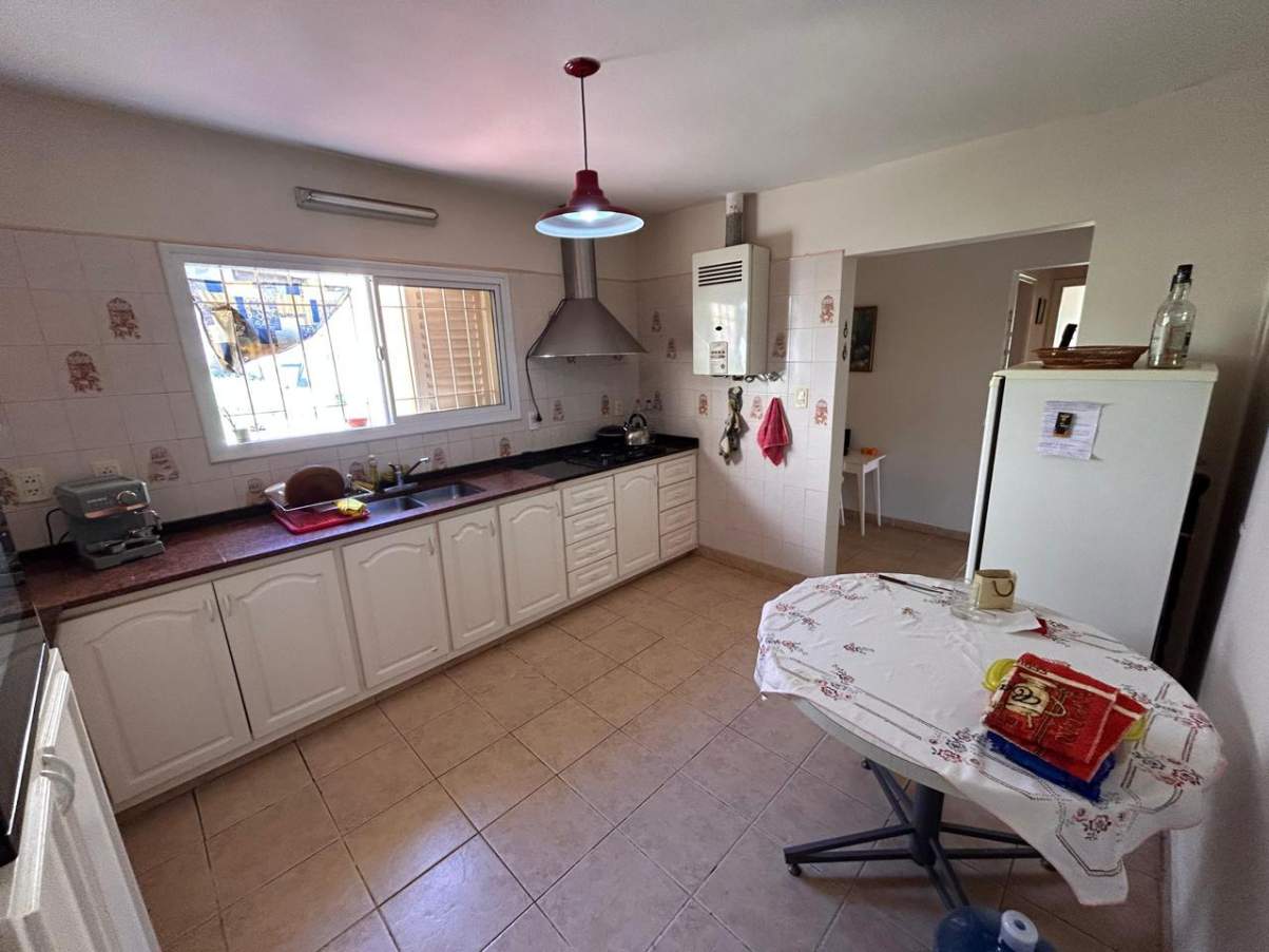 SE VENDE IMPORTANTE CASA VILLA SUIZA CARLOS PAZ