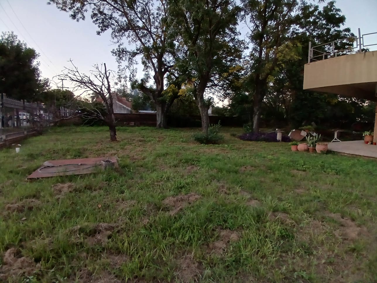 VENTA DE CASA 8 DORMITORIOS VILLA ALLENDE