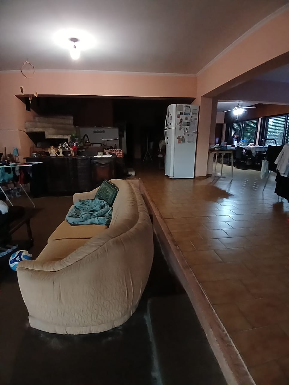 VENTA DE CASA 8 DORMITORIOS VILLA ALLENDE