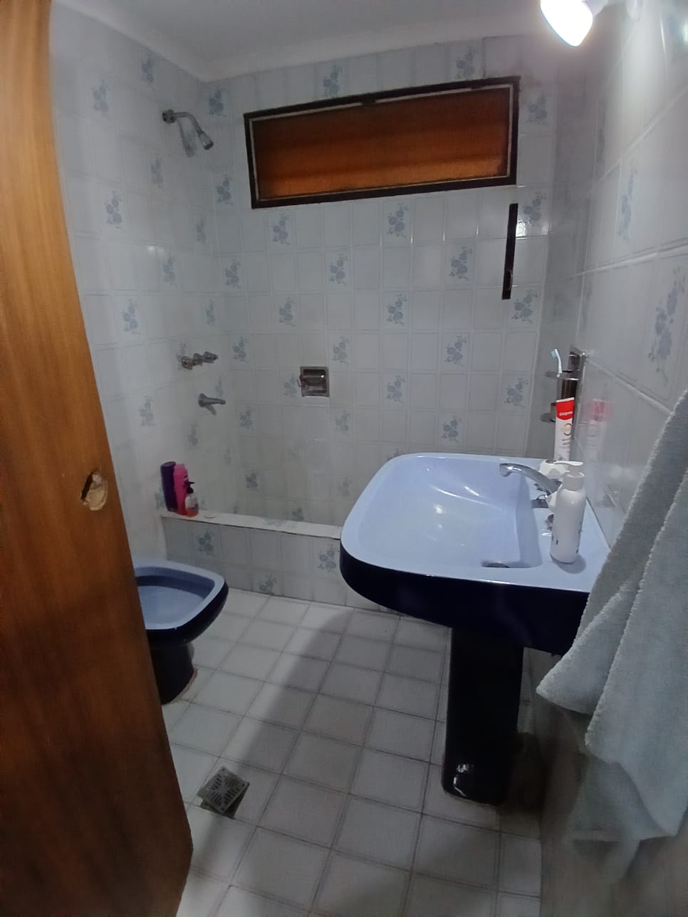 VENTA DE CASA 8 DORMITORIOS VILLA ALLENDE