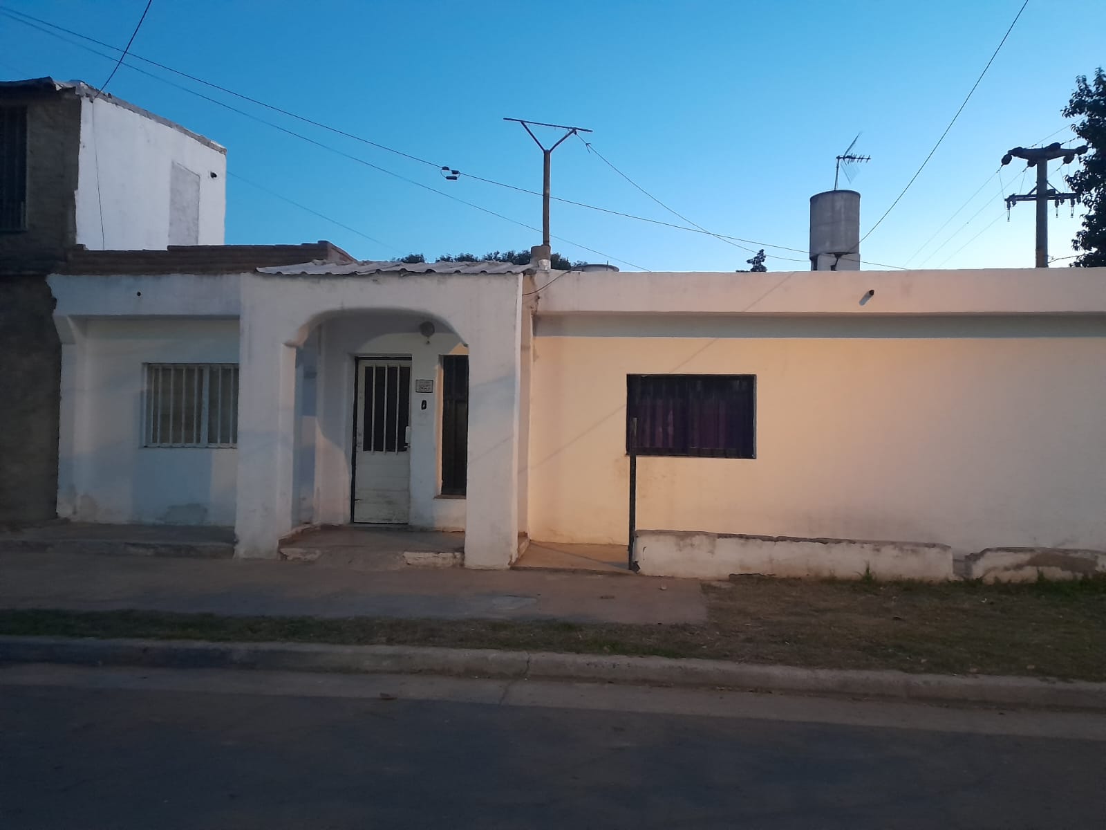 SE VENDE 2 DEPARTAMENTOS EN B° CONGRESO  LIQUIDAMOS!!!