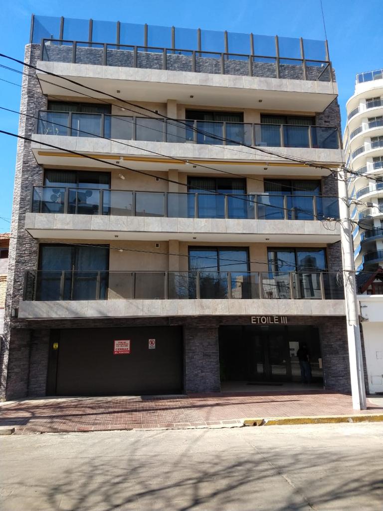 Venta departamento 2 dormitorios edificio Etoile 3