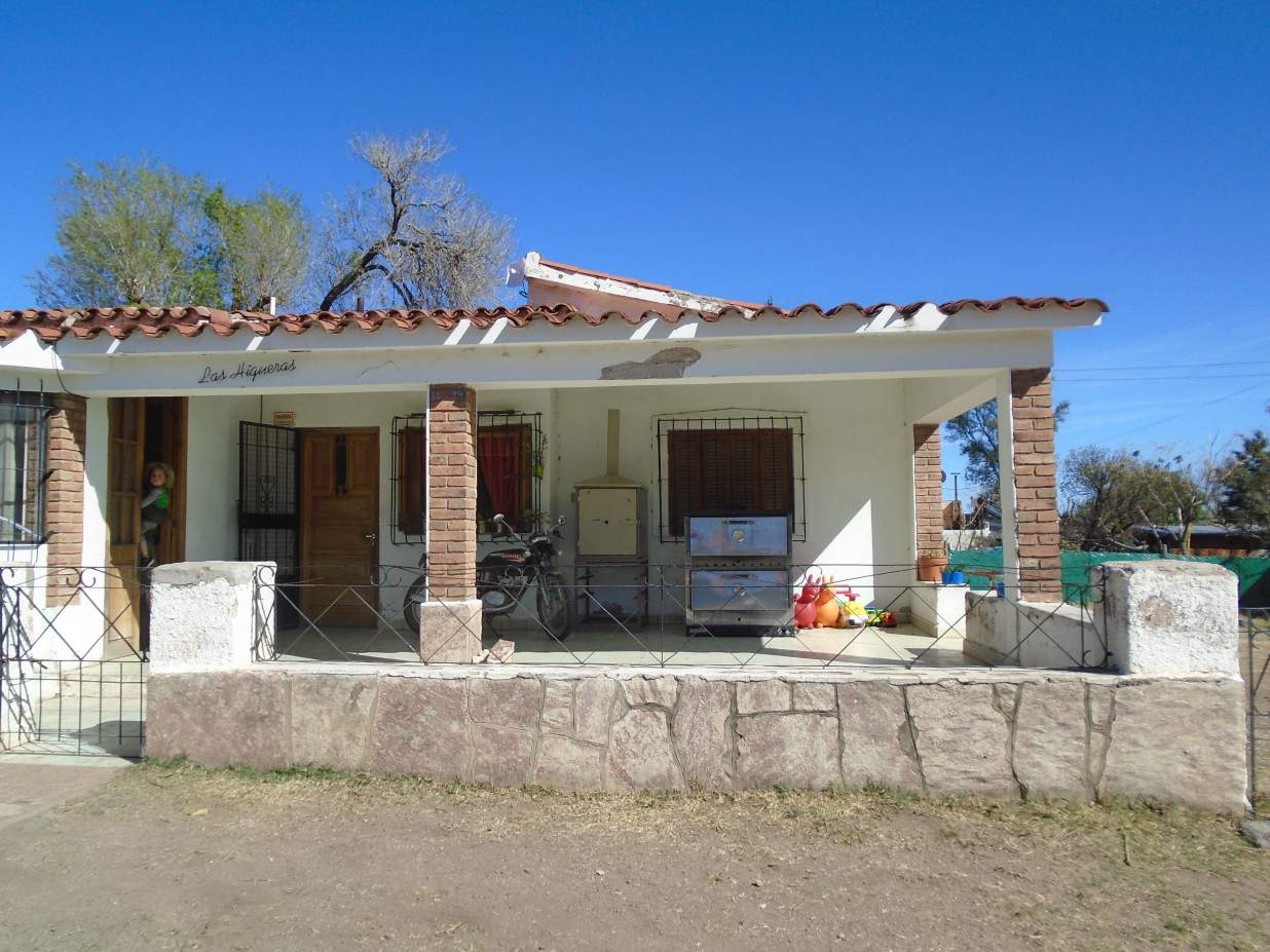 VENTA CHALET-CAPILLA DEL MONTE-B° BALUMBA