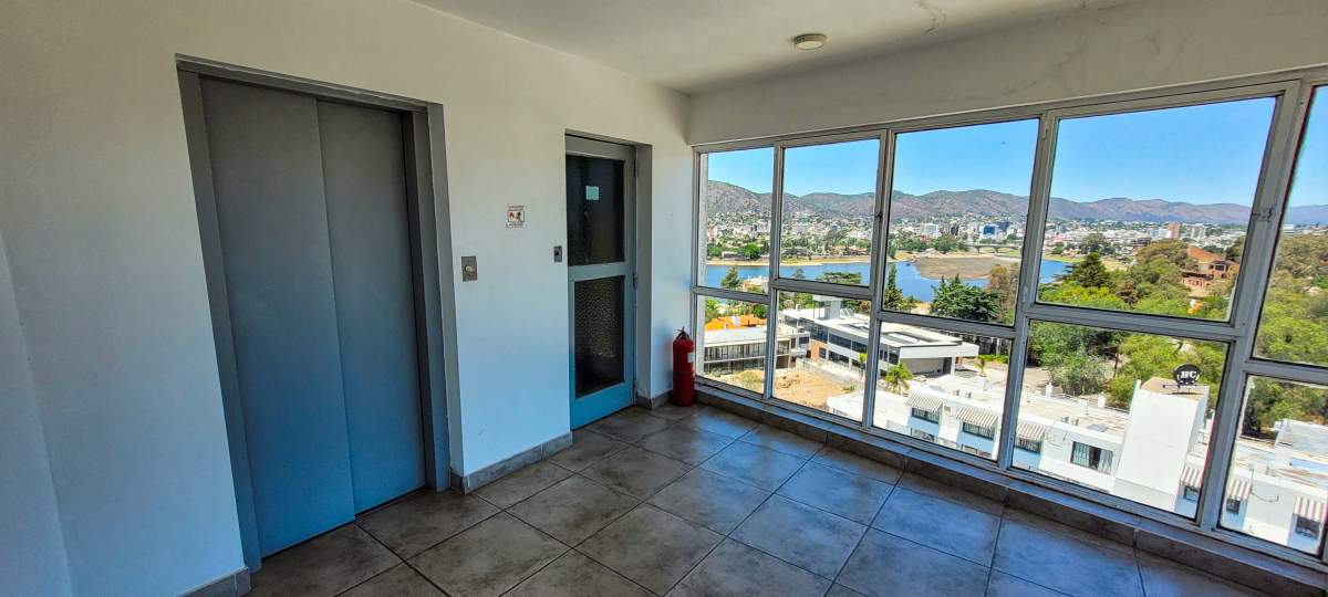 Venta Dpto 2 Dormitorios en Villa Carlos Paz vista privilegiada