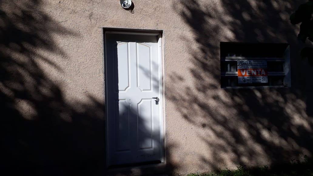 SE VENDE CASA EN CARLOS PAZ