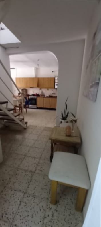 CASA EN VENTA 5 DORMI  B° POETA LUGONES
