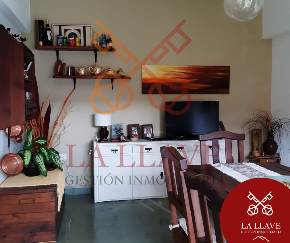 CASA A LA VENTA RÍO TERCERO, BARRIO BELGRANO