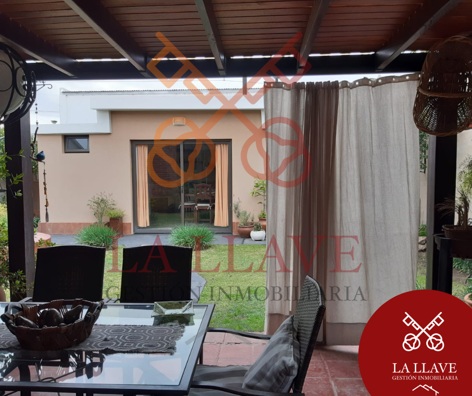 CASA A LA VENTA RÍO TERCERO, BARRIO BELGRANO