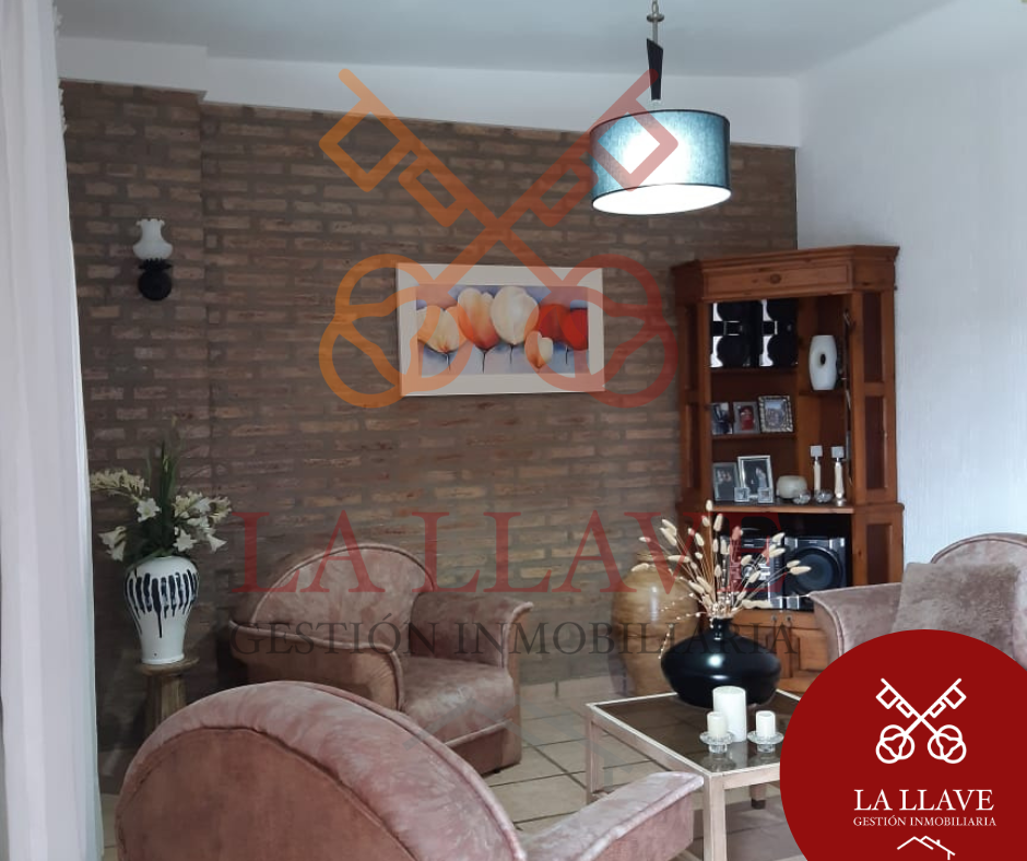 CASA A LA VENTA RÍO TERCERO, BARRIO BELGRANO