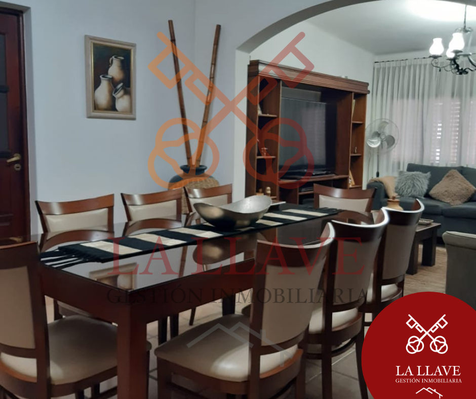 CASA A LA VENTA RÍO TERCERO, BARRIO BELGRANO