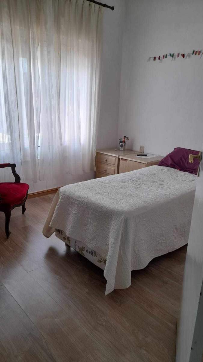 EN VENTA CASA DE CATEGORIA 3 DORMITORIOS VILLA MARIA