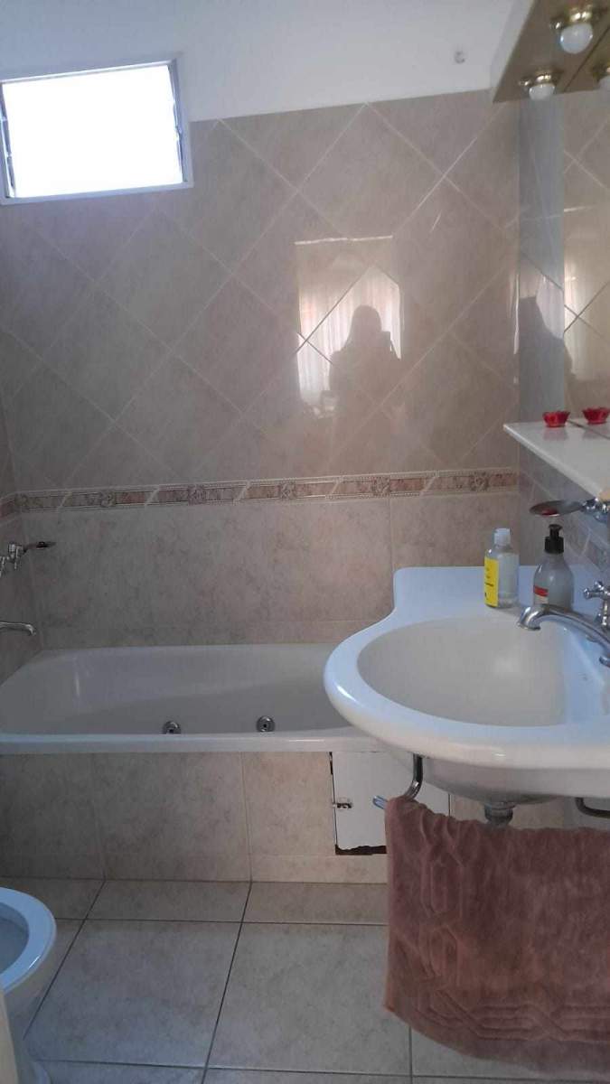EN VENTA CASA DE CATEGORIA 3 DORMITORIOS VILLA MARIA