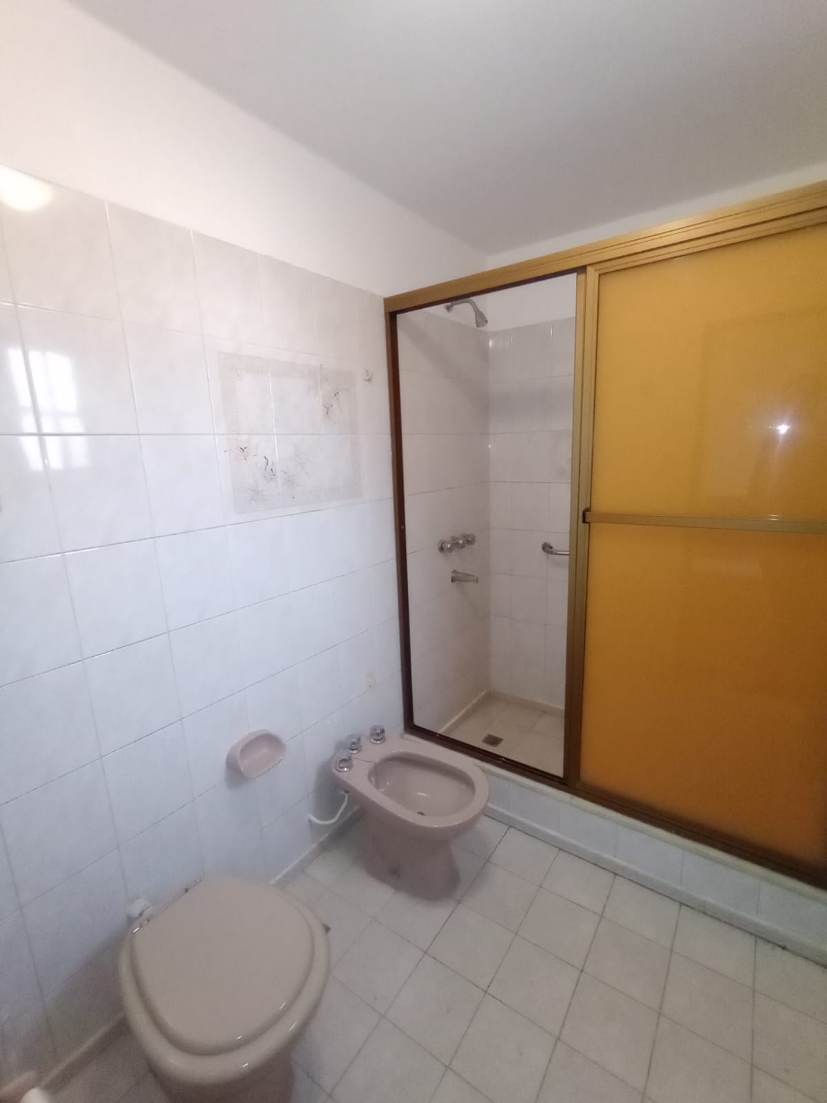 CASA MUY AMPLIA DE 4 DORM. EN VENTA B ALTOS DE VILLA CABRERA