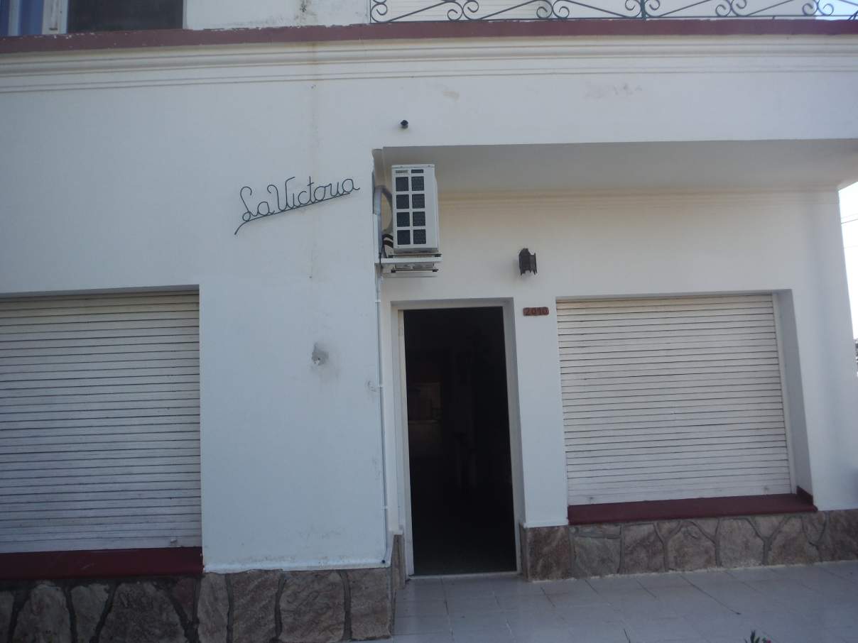 VENTA CASA 2 PLANTAS- B° LAS GEMELAS- CAPILLA DEL MONTE