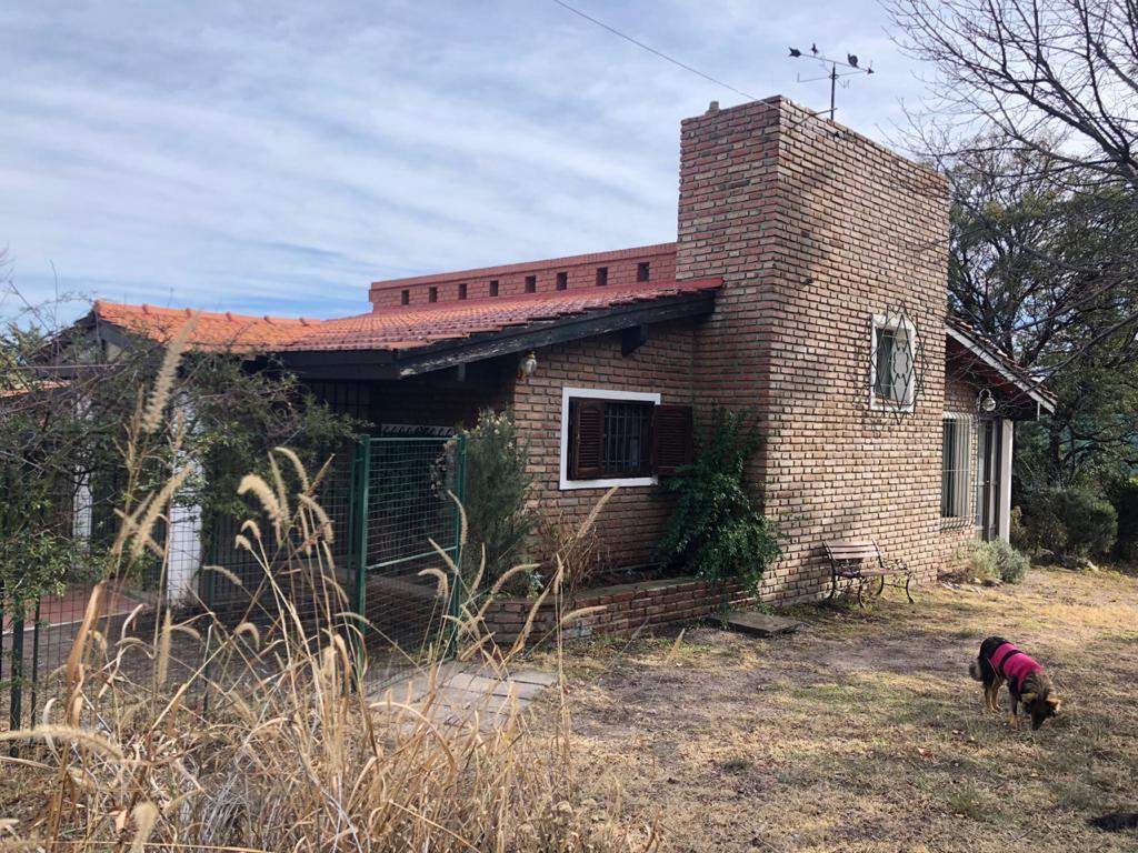 VENTA CHALET Y CABAÑA- CAPILLA DEL MONTE