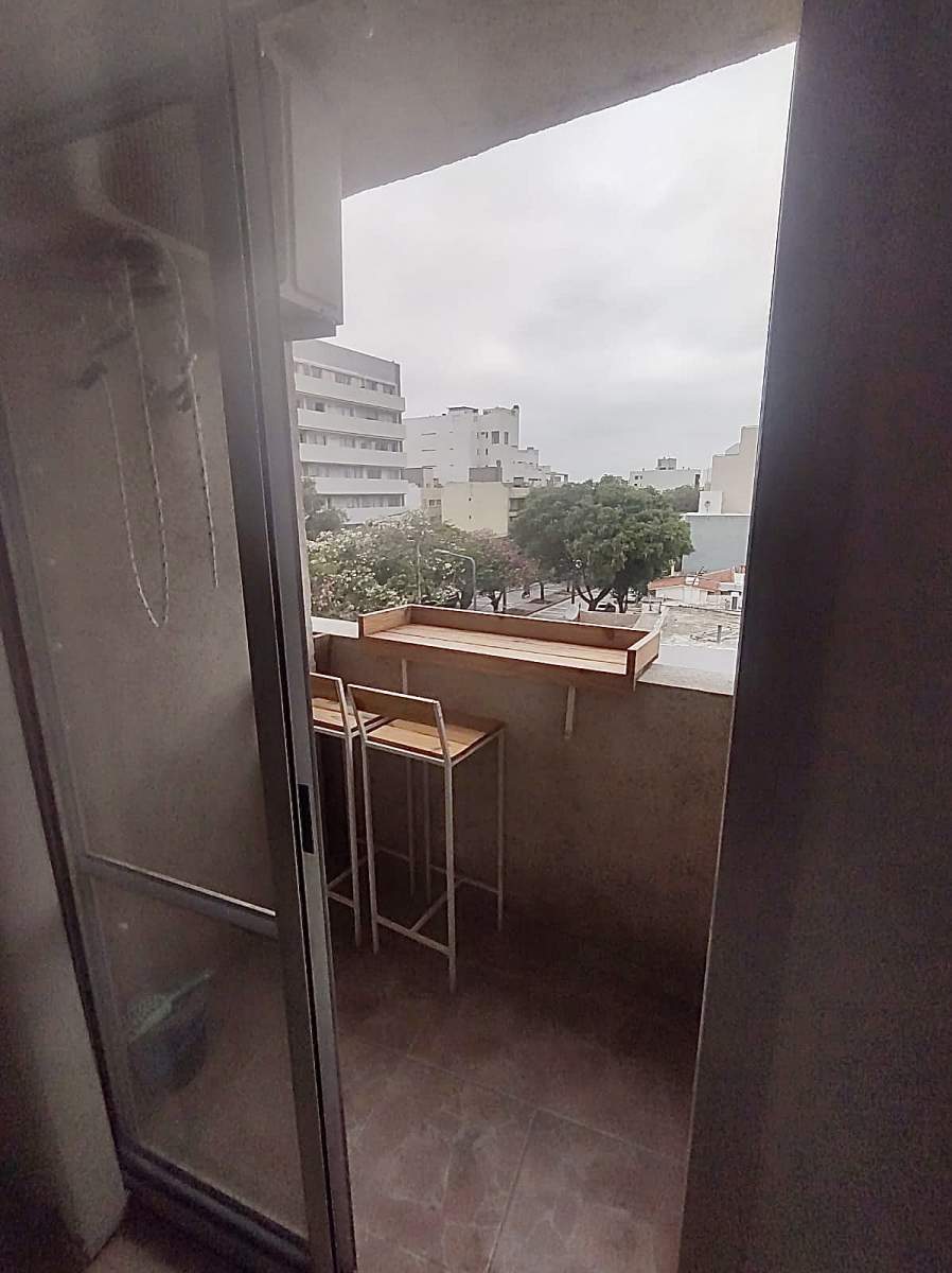 Vendo departamento con pileta en barrio Alto Alberdi