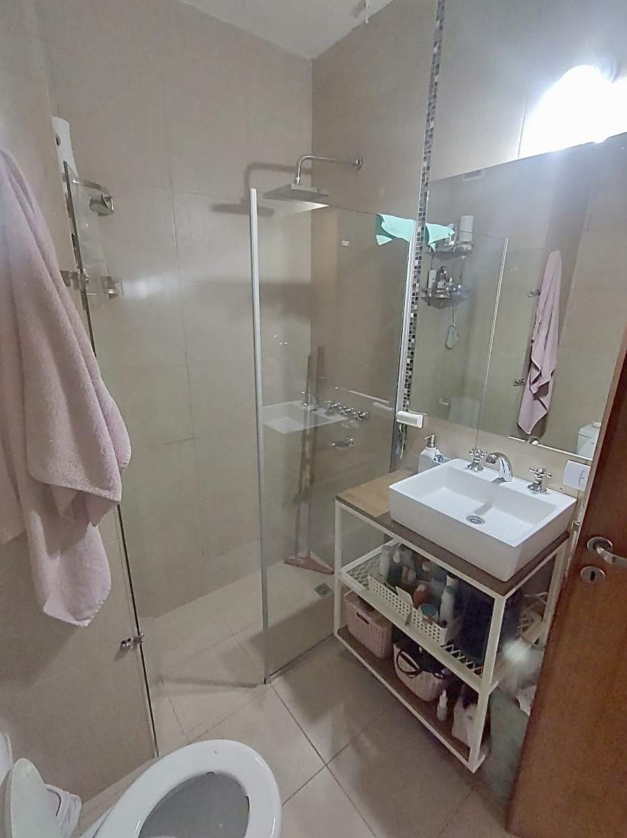 Vendo departamento con pileta en barrio Alto Alberdi