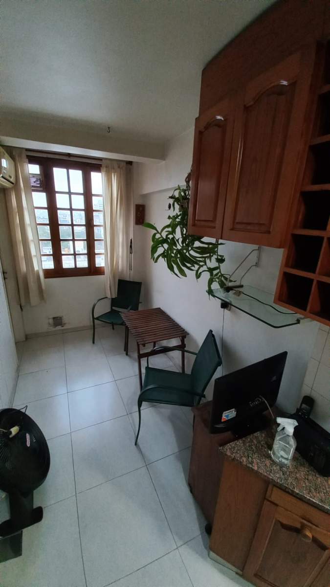 VENTA DEPARTAMENTO 2 DORMITORIOS MAS DEPENDENCIA CENTRO GALERIA AMES