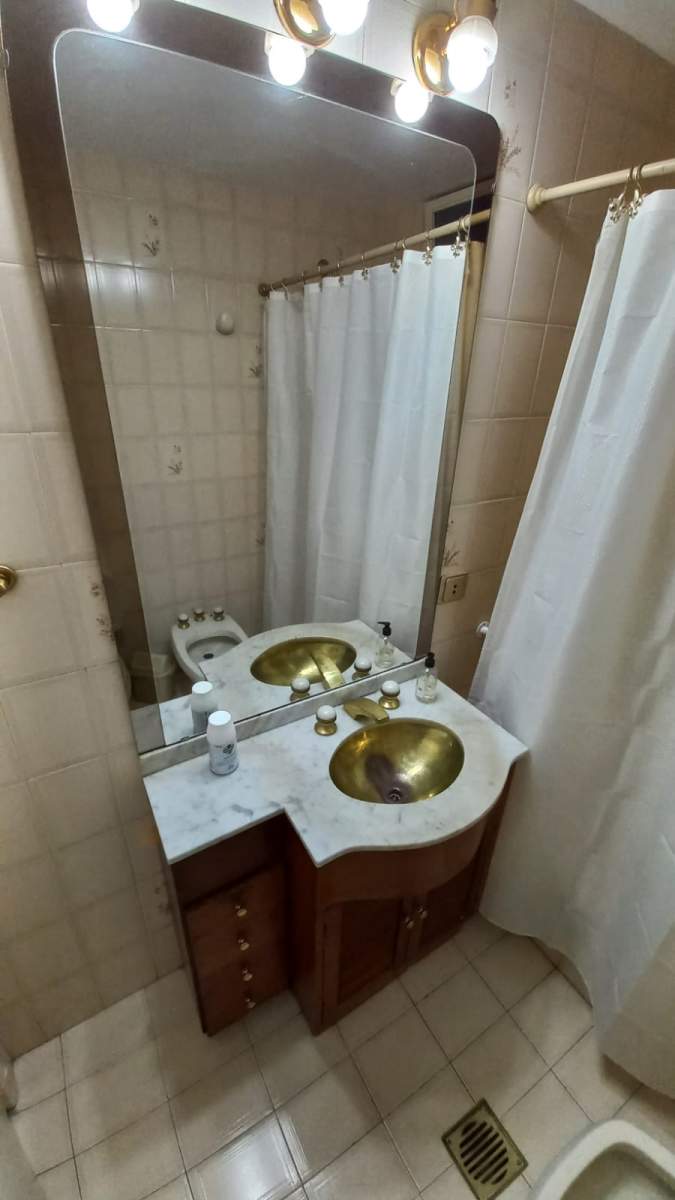 VENTA DEPARTAMENTO 2 DORMITORIOS MAS DEPENDENCIA CENTRO GALERIA AMES