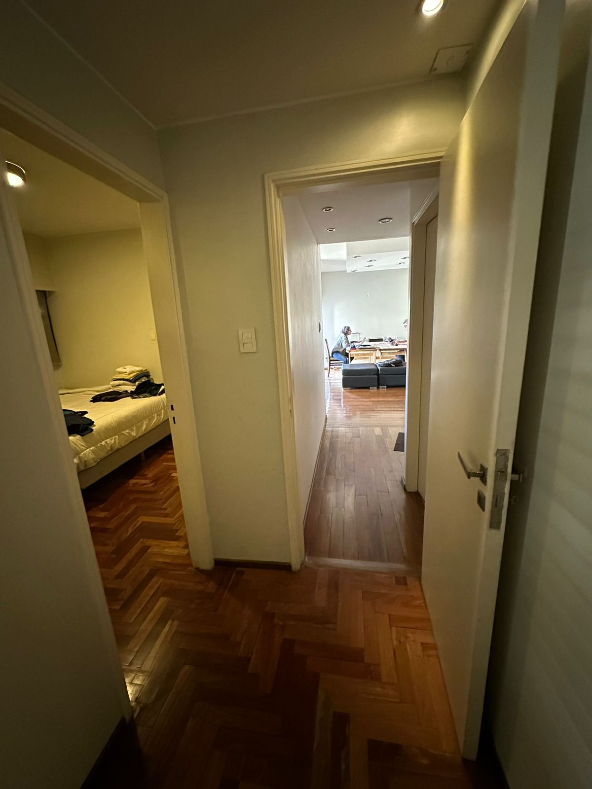 Nueva Córdoba - Chacabuco al 700 - Venta Dpto. 2 Dorm.